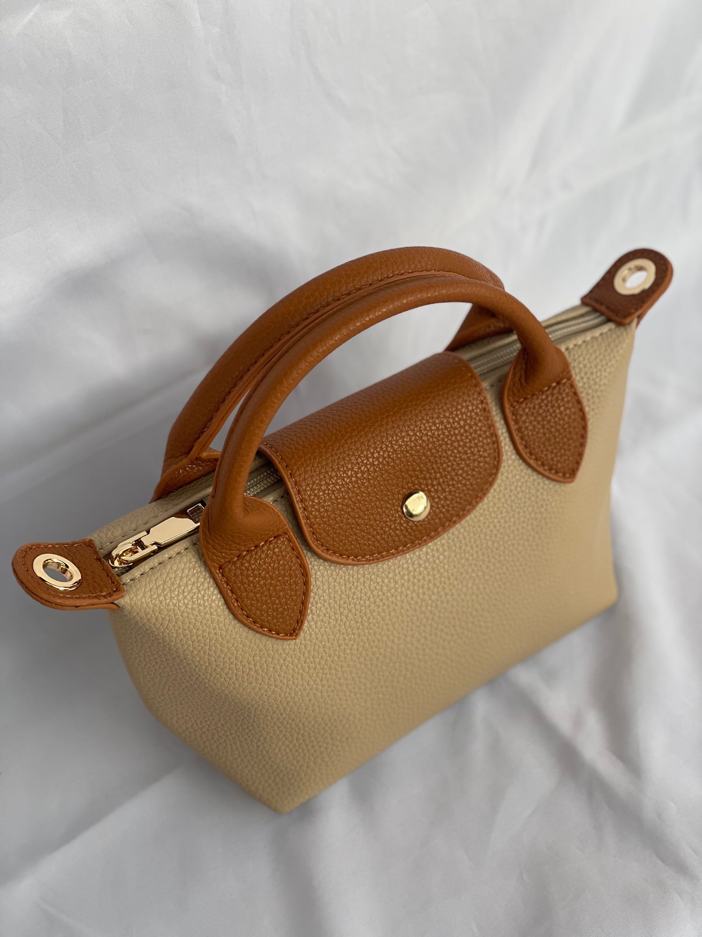 Borsa Paris Mini in similpelle color kaki con doppi manici vista dall'alto - Vero Stile
