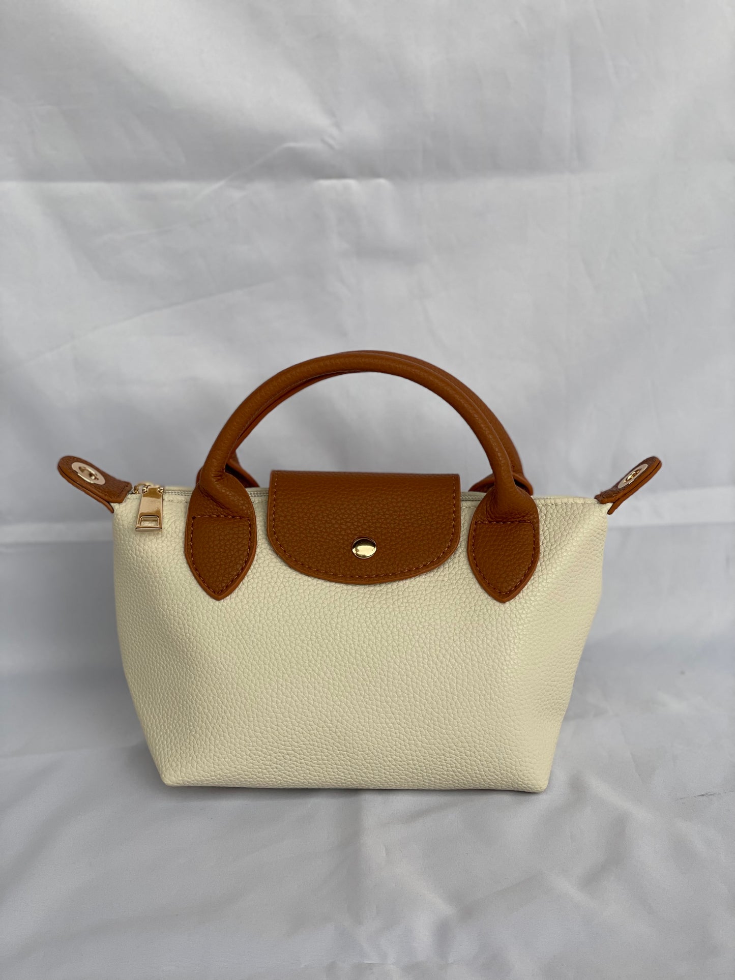 Borsa Paris Mini in similpelle color beige con tracolla removibile vista frontale - Vero Stile