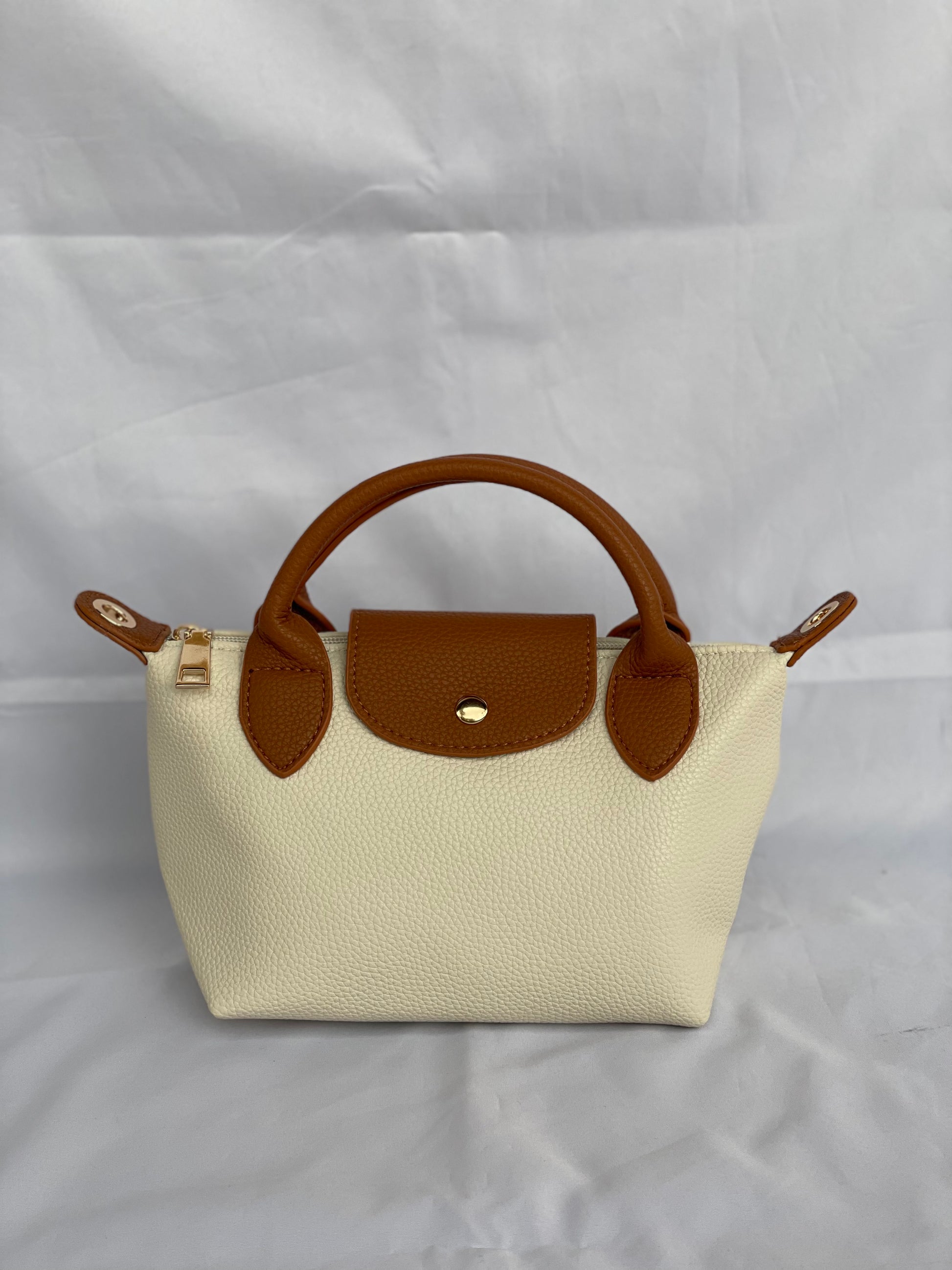 Borsa Paris Mini in similpelle color beige con tracolla removibile vista frontale - Vero Stile