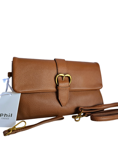 Borsa pochette marrone con tracolla e manico a polso vista frontale
