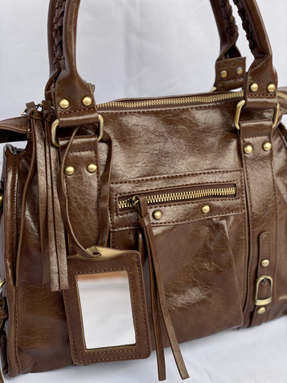 Borsa Tokyo Media, city bag caffè con specchietto vista ravvicinata