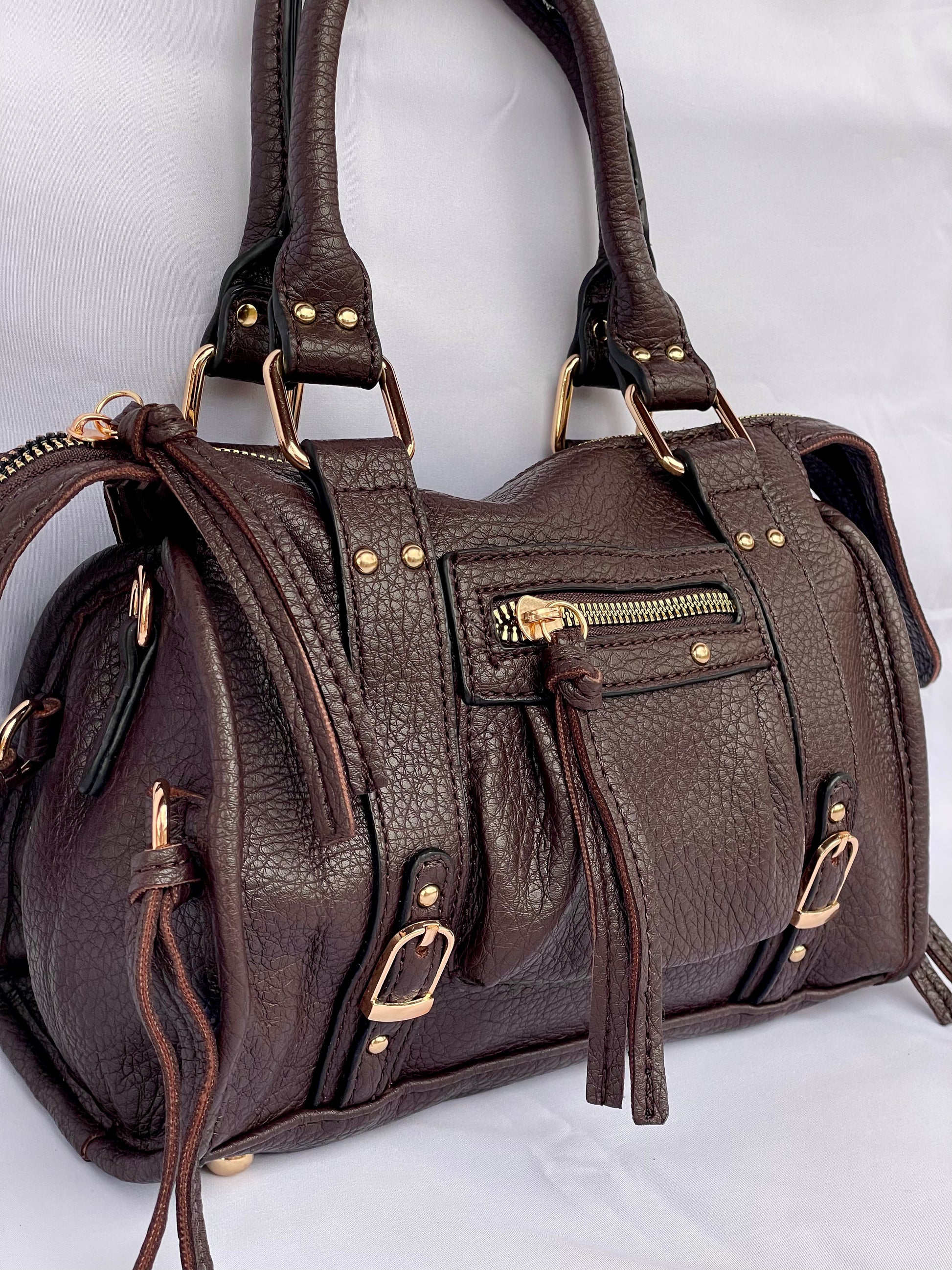 Borsa Tokyo mini stile urban chic color caffè vista sui dettagli