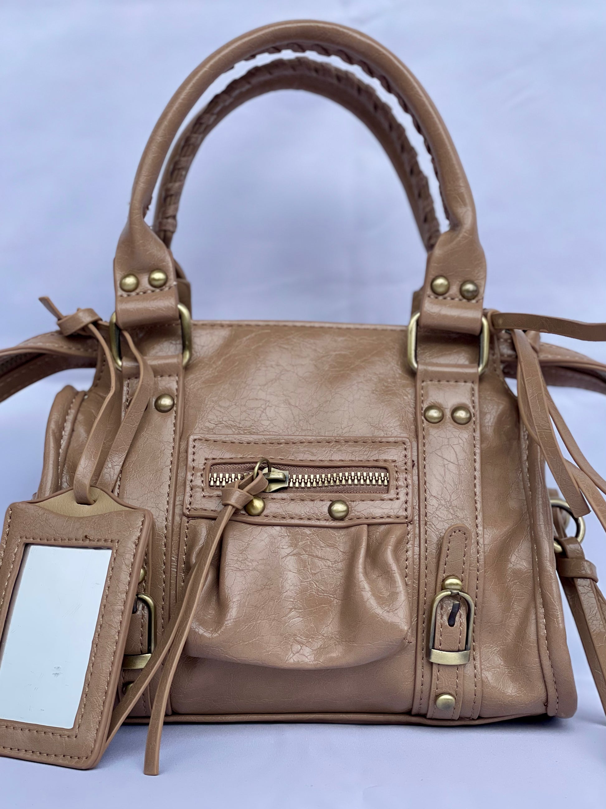 Borsa Tokyo Mini tortora, city bag con specchietto vista frontale